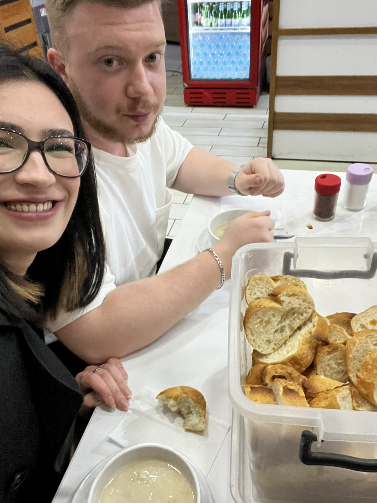 Club çıkışı işkembe yiyen varlık