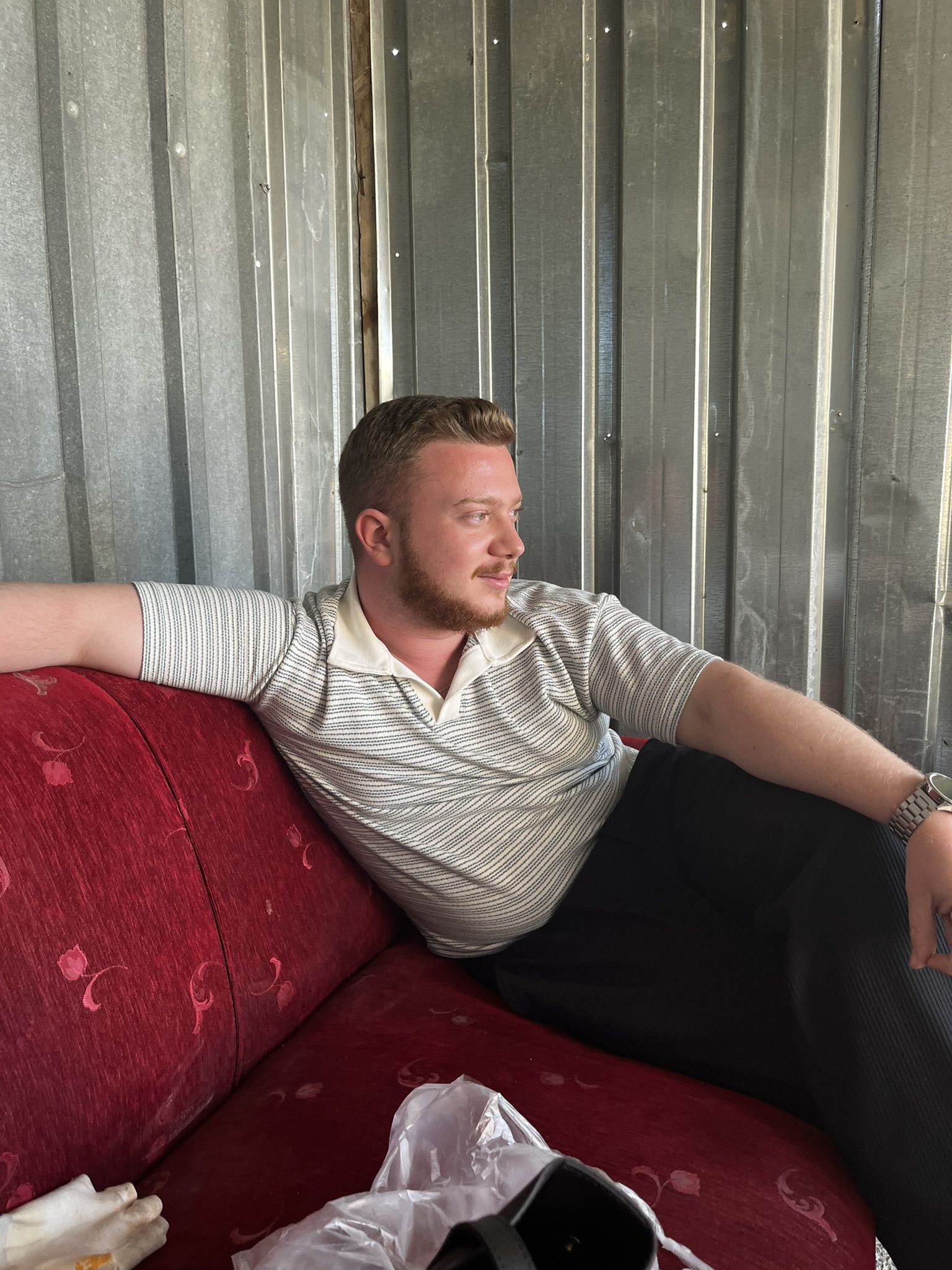 Enişte naptın dobloyu sattın mı