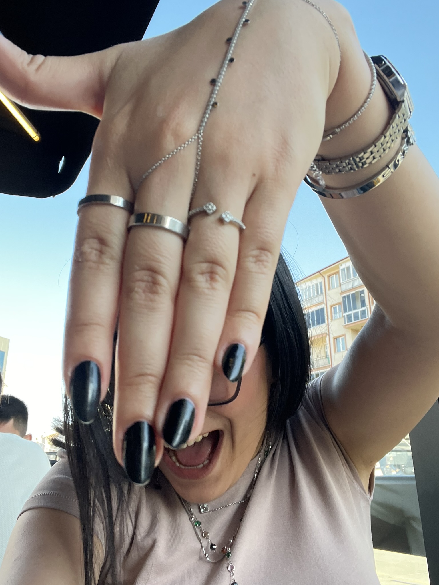 Çünkü yüzük aldınnn