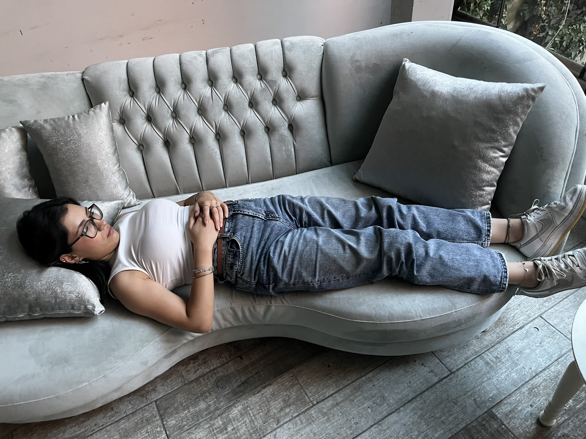 Ay aşkım içim geçmiş