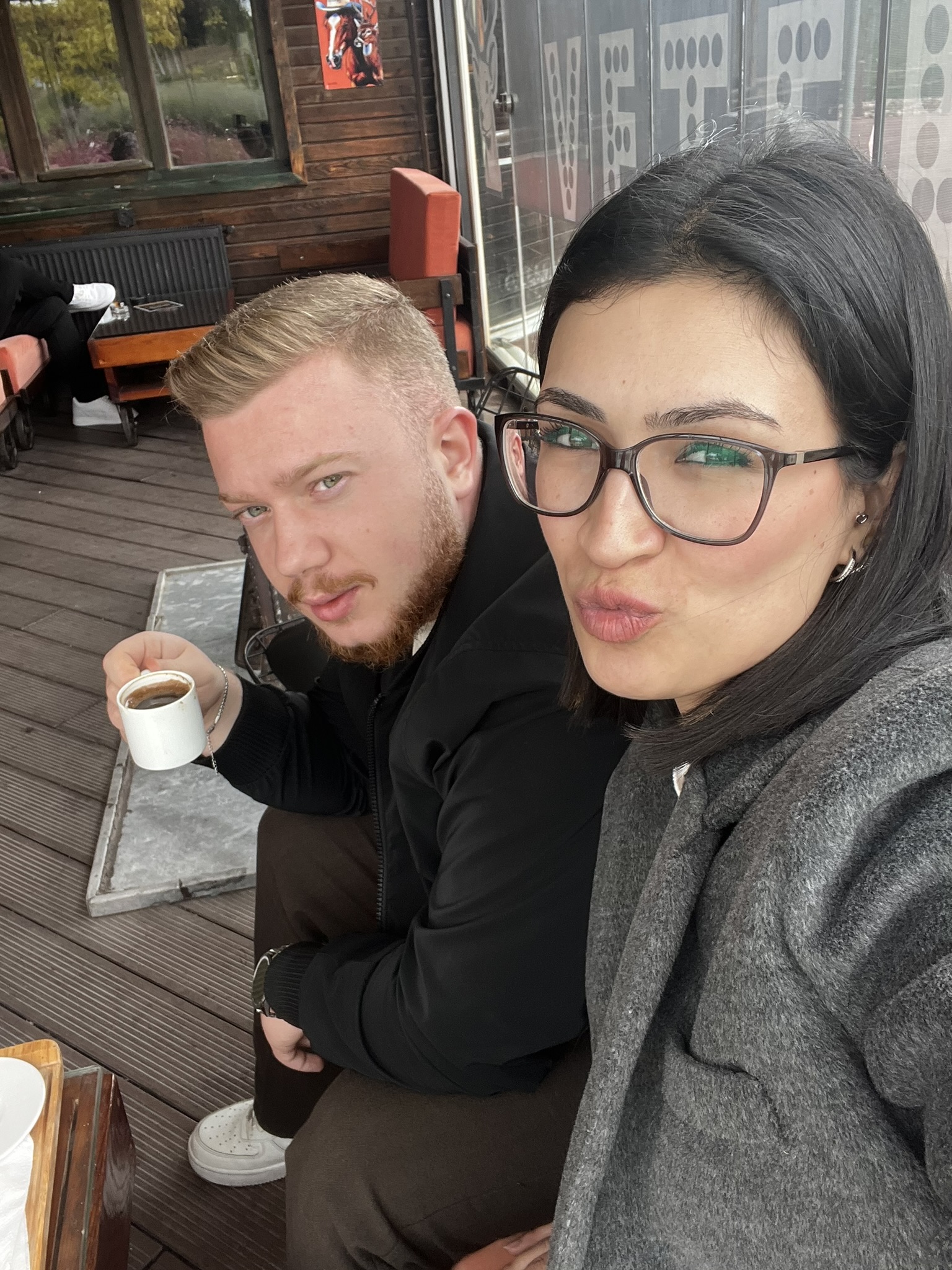 Veteris'te kahve içmece