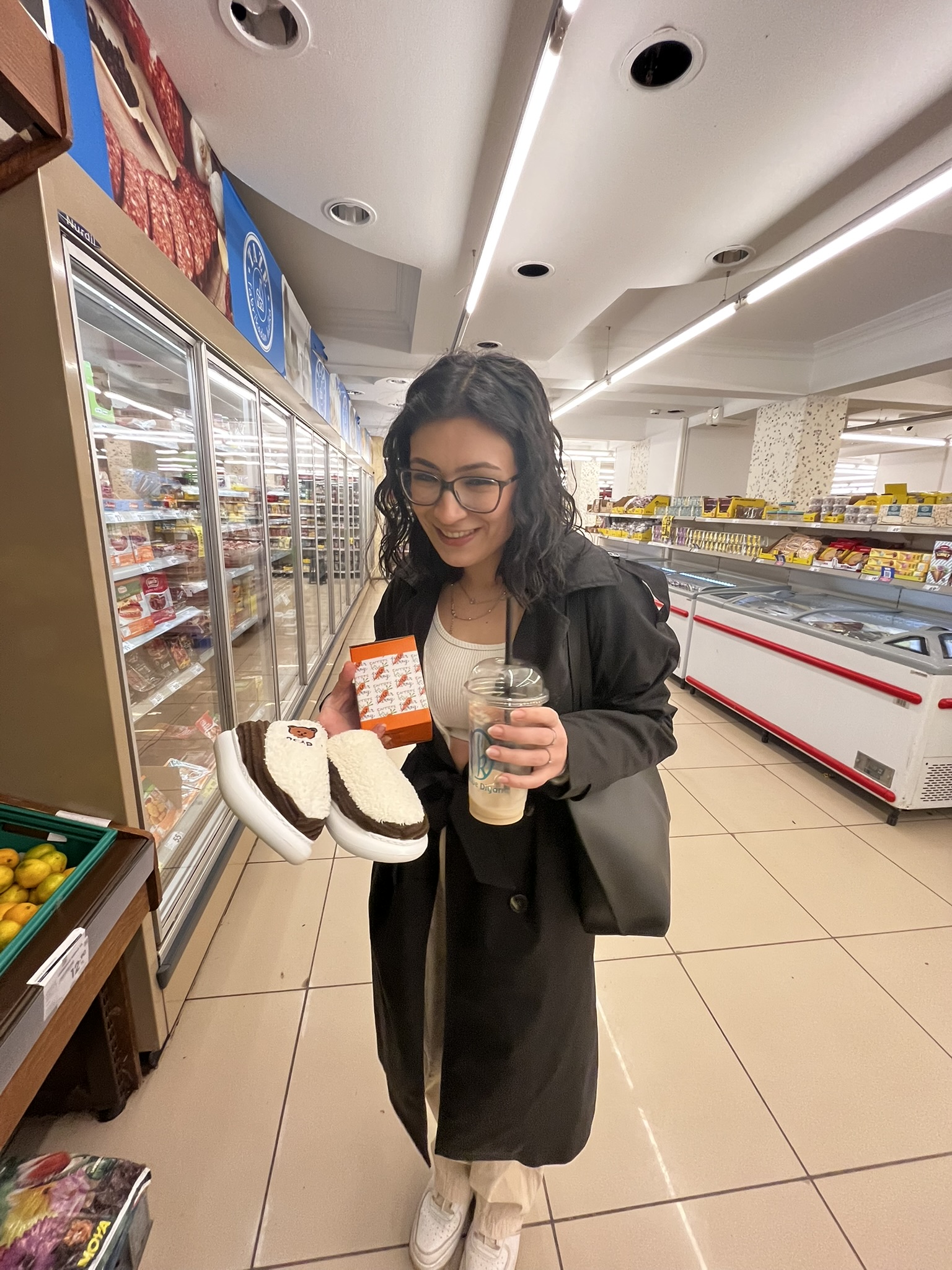 Terlik ve bardak aldığın günn